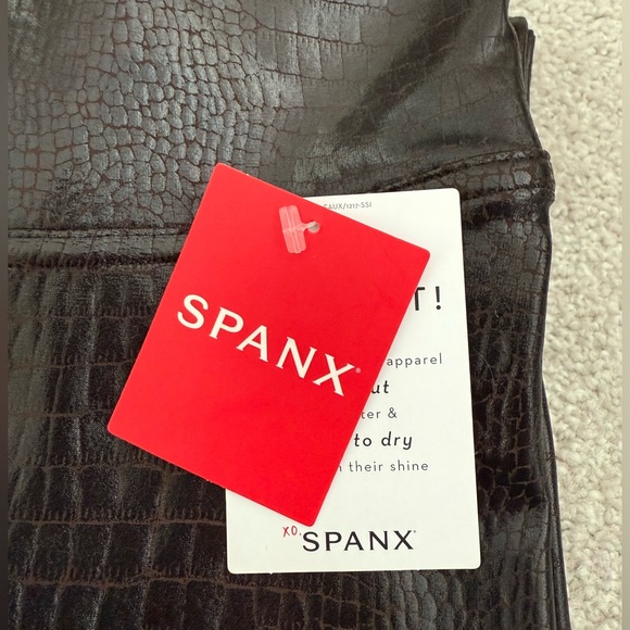 Brand New Spanx Croc Shine Faux Leather Leggings / New with Tags - Brown/Black - Picture 5 of 6